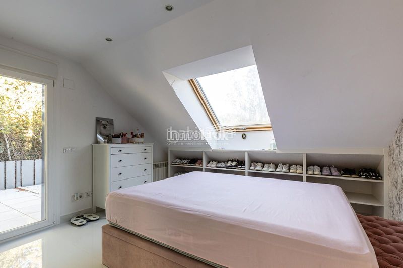 Foto 417235b8-d6de-4a12-a601-62d739ff520a. Chalet  de lujo en urbanización La Moraleja La Moraleja