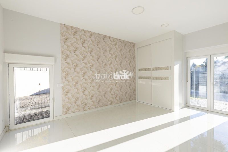 Foto b16183c0-903f-4fa3-bc5d-707cd73ee6cb. Chalet  de lujo en urbanización La Moraleja La Moraleja