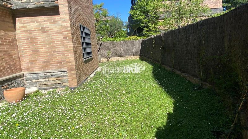 Foto 2529a7d8-e8b5-46e7-94a8-bd997afa050c. Location duplex avec chauffage parking piscine dans La Moraleja