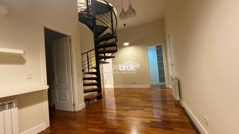 Foto 6021dd47-2717-483f-b564-707ec8a12423. Location duplex avec chauffage parking piscine dans La Moraleja