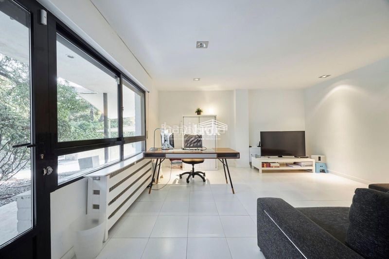 Foto a115d421-e755-43bb-8994-f9e501a1b94d. Casa aparellada amb aparcament piscina a el soto de La Moraleja La Moraleja