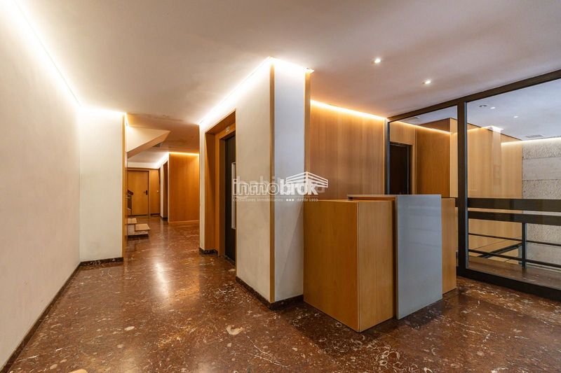 Foto 4b16b6b0-3658-4b9c-8622-58214a2b74ca. Pis amb aparcament a Castellana Madrid
