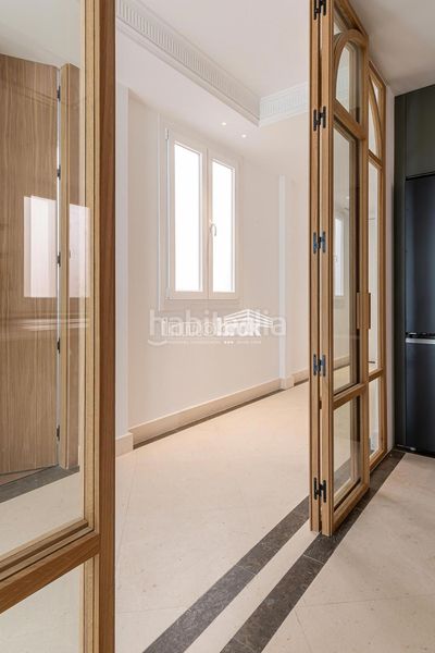 Foto 0067d696-b5eb-4d52-93bf-39156452ebd0. Rent flat with parking in Gaztambide Madrid