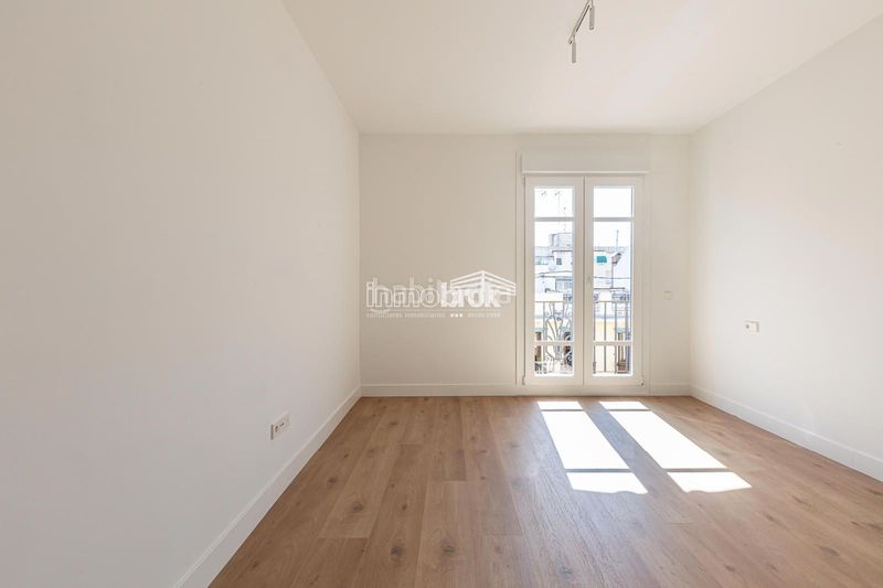 Foto 2acb56ff-fd96-45bb-b68e-c19d4c85ea83. Rent flat with parking in Gaztambide Madrid
