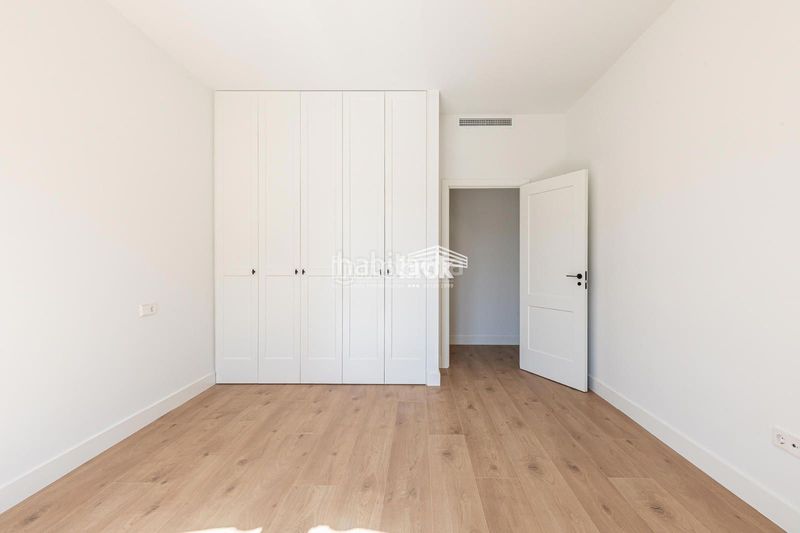 Foto 3db17867-90d5-4cbb-980f-cc74a8a62a52. Rent flat with parking in Gaztambide Madrid