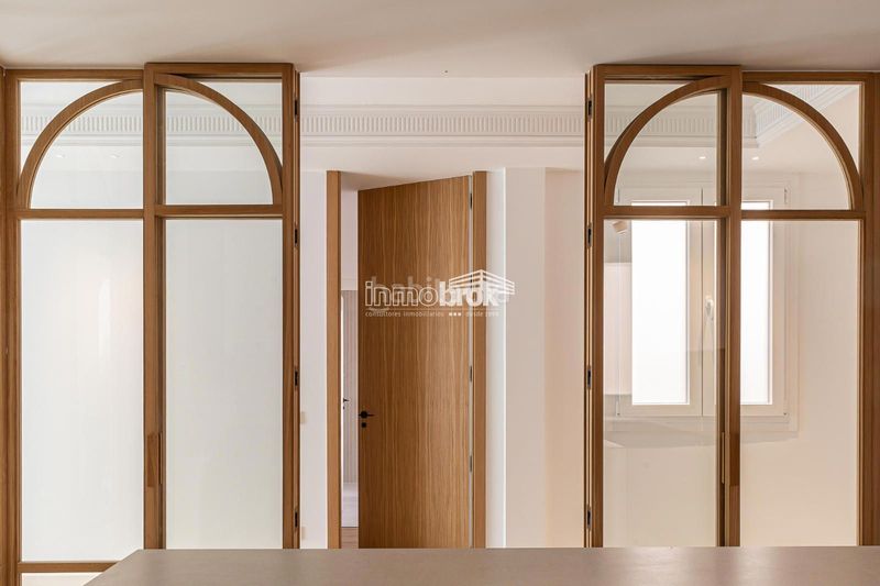 Foto 4f598271-2e61-43a3-90aa-7a1d2cd4ddc2. Rent flat with parking in Gaztambide Madrid