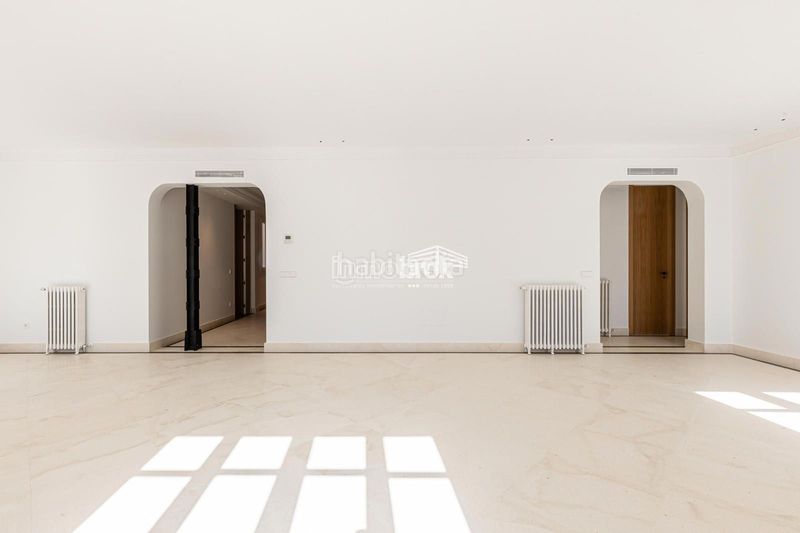 Foto 90d2aa31-a013-4192-bfca-9ba00d3a6184. Rent flat with parking in Gaztambide Madrid