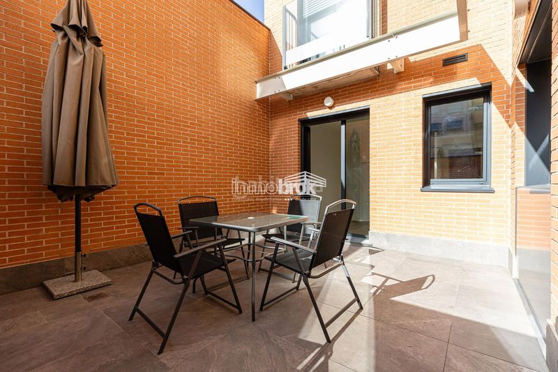 Foto df9f227b-a871-445e-8ea1-4f9682177fe0. Lloguer pis amb piscina a Gaztambide Madrid
