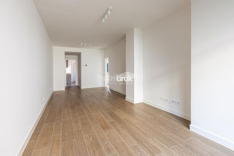 Foto e05f2e56-4e5b-4dca-9d27-ad8f29ac98c9. Rent flat with pool in Gaztambide Madrid