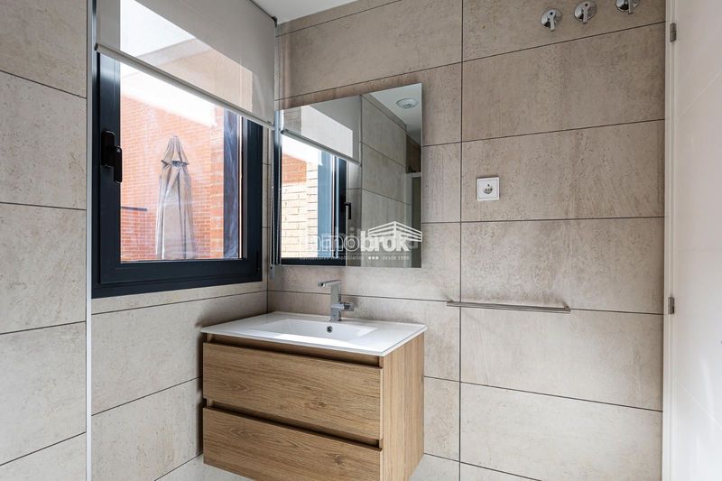 Foto f3a878ea-ce86-4378-a5de-5978811139f3. Rent flat with pool in Gaztambide Madrid