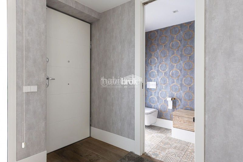Foto 5b1d0fac-2589-4e6e-9a7a-286230e9f052. Casa aparellada amb aparcament piscina a Encinar de los Reyes La Moraleja