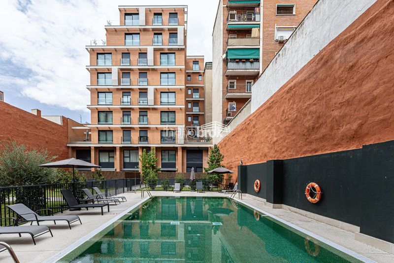 Foto ebbb1adc-befc-417d-95ab-464e3db1b773. Rent flat with pool in Gaztambide Madrid
