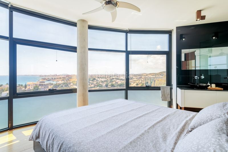 Foto 11bcb179-d071-42f0-9ca0-f7af083aae87. Xalet amb aparcament piscina a Pueblo Español-Coveta Fumá Campello (el)