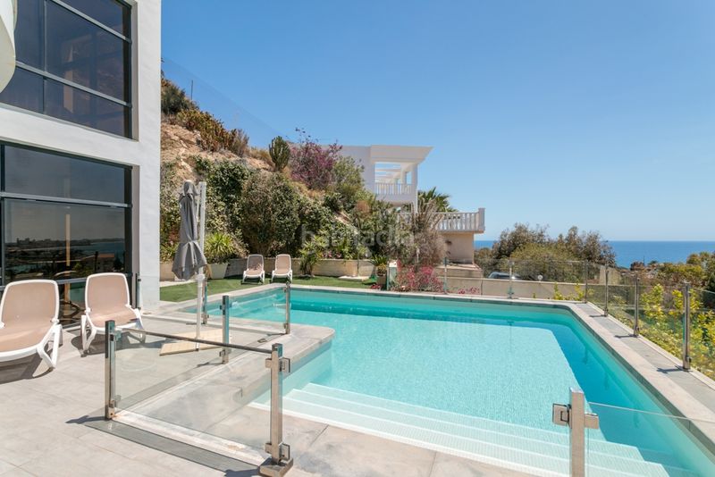 Foto 80d8366f-6cd1-4018-be61-57a899a0c623. Xalet amb aparcament piscina a Pueblo Español-Coveta Fumá Campello (el)