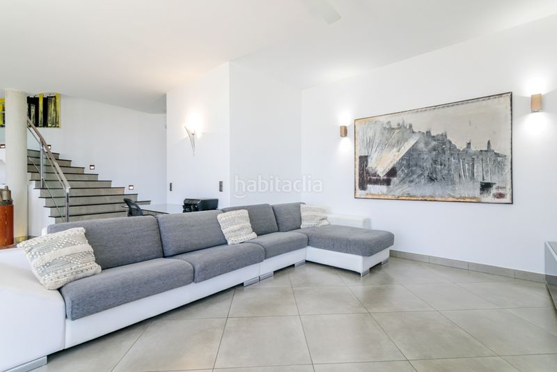 Foto d93b7d25-cdfa-4ca1-bece-f235bdd5a2d8. Xalet amb aparcament piscina a Pueblo Español-Coveta Fumá Campello (el)