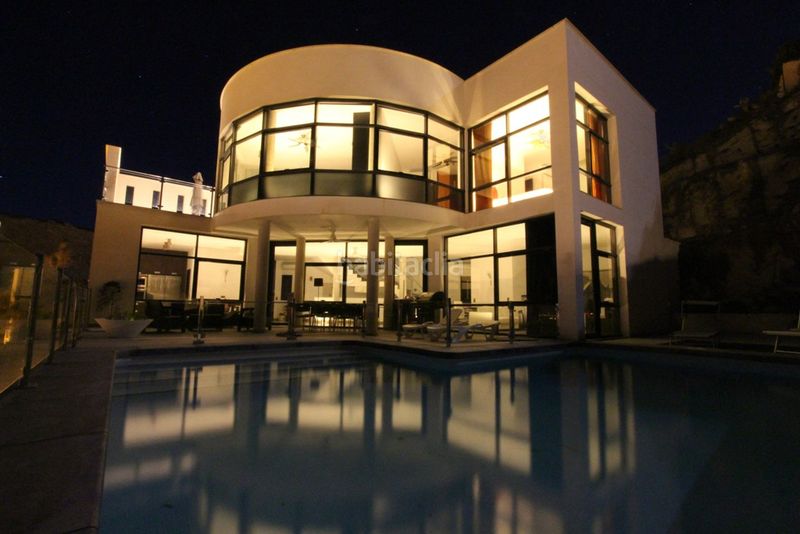 Foto e891dfe5-7f4a-4e40-86f1-631c80c98e11. Xalet amb aparcament piscina a Pueblo Español-Coveta Fumá Campello (el)