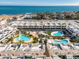 Appartement  C. claudio tolomeo 2. Llave mano residencial bungalow bajo + 3 piscinas + welness + ja