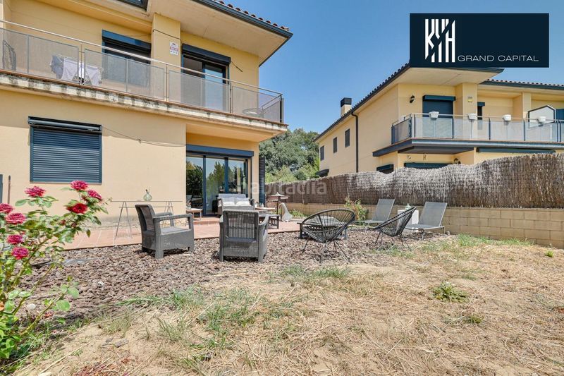 Foto b21ab33a-68ae-4e2a-9951-d253eff6232f. Casa amb aparcament a Cervià de Ter