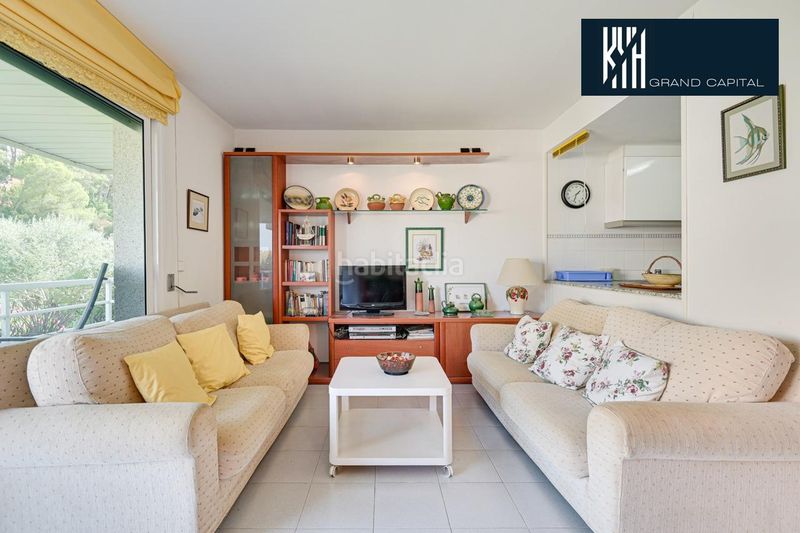 Foto bbe30705-8462-4437-904a-bbd4d69b0195. Pis amb aparcament piscina a platja de Pals Pals