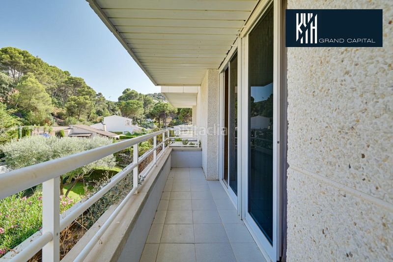 Foto e5ce47e1-f9de-41cb-844c-0e9fab483a53. Pis amb aparcament piscina a platja de Pals Pals