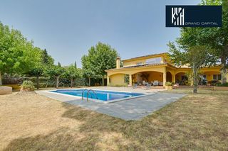 Casa  Mas margall. Chalet avinyonet de puigventos
