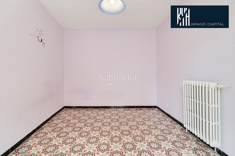 Foto 4d150959-5342-47df-abb3-c689bf087182. Casa amb calefacció a Centre Figueres