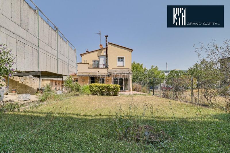 Foto 52ec4f31-1a33-4040-ae25-fd33fb257fc6. Casa amb aparcament a Sarrià de Ter