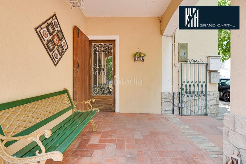 Foto a1f5f9a2-8d10-4161-a397-ab370c31a4a3. Casa amb aparcament a Sarrià de Ter