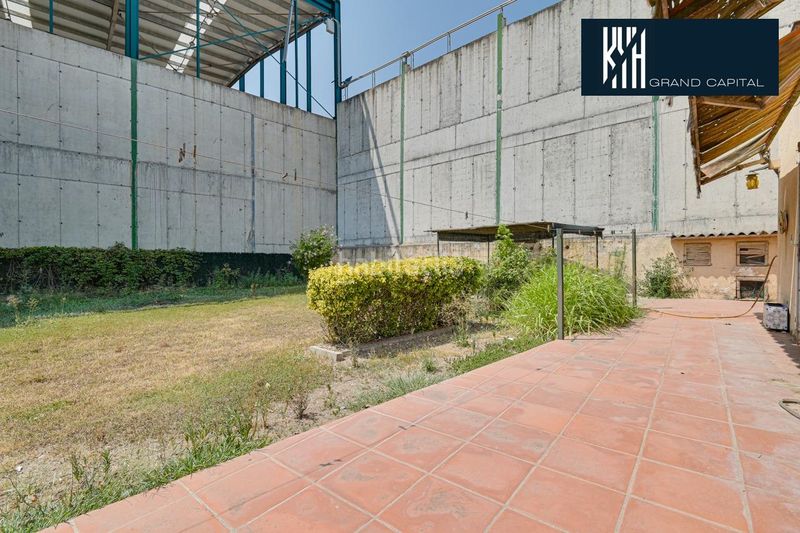 Foto d304ace2-0061-4145-943d-559ae0e51171. Casa amb aparcament a Sarrià de Ter