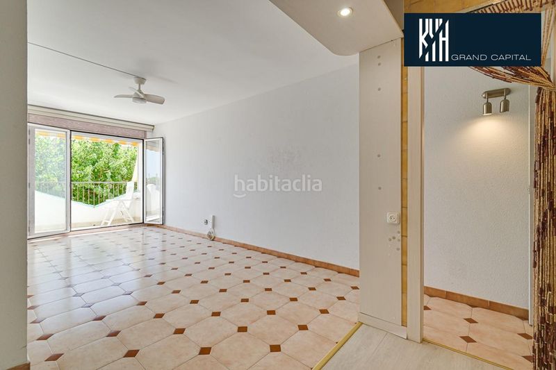 Foto bd5eed09-fe83-4232-b374-ae620f17a086. Pis a Centre Pineda de Mar