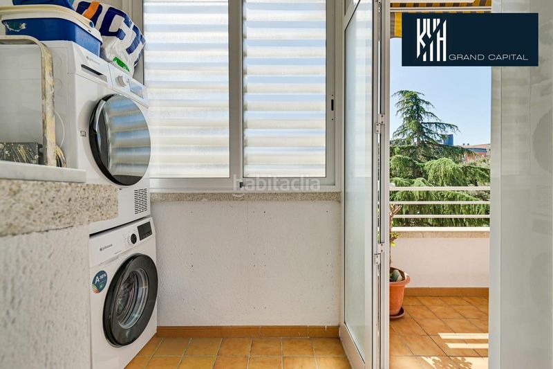 Foto 1a3d264b-2f81-45ef-8700-bf92ef45e72e. Pis amb calefacció aparcament a Eixample-Horta Capallera Figueres