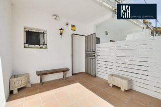 Apartment  Calle margarida 29. Apartamento en la escala