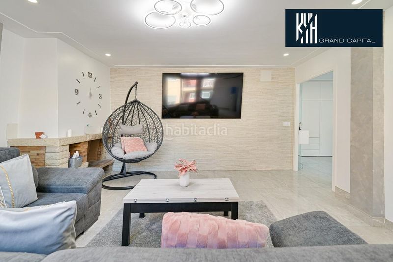 Foto 62b39cd2-f4e8-496a-9ffe-0bd9b84a0655. Penthouse with heating in Taialà - Germans Sabat Girona