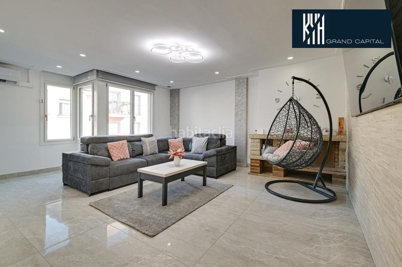 Foto 85a819eb-f691-47f3-8821-c8cfd2def62b. Penthouse with heating in Taialà - Germans Sabat Girona