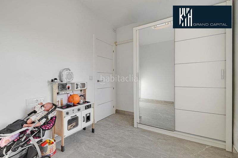 Foto 9c6800e9-fbd5-4114-b065-05c2e0ab291e. Penthouse with heating in Taialà - Germans Sabat Girona
