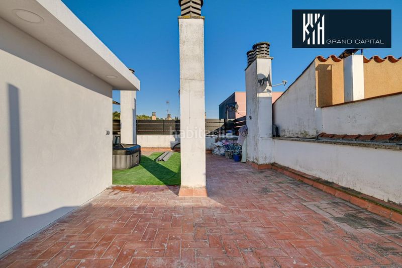 Foto dc02179c-6c38-44c9-a27d-0fc7d0f67204. Penthouse with heating in Taialà - Germans Sabat Girona