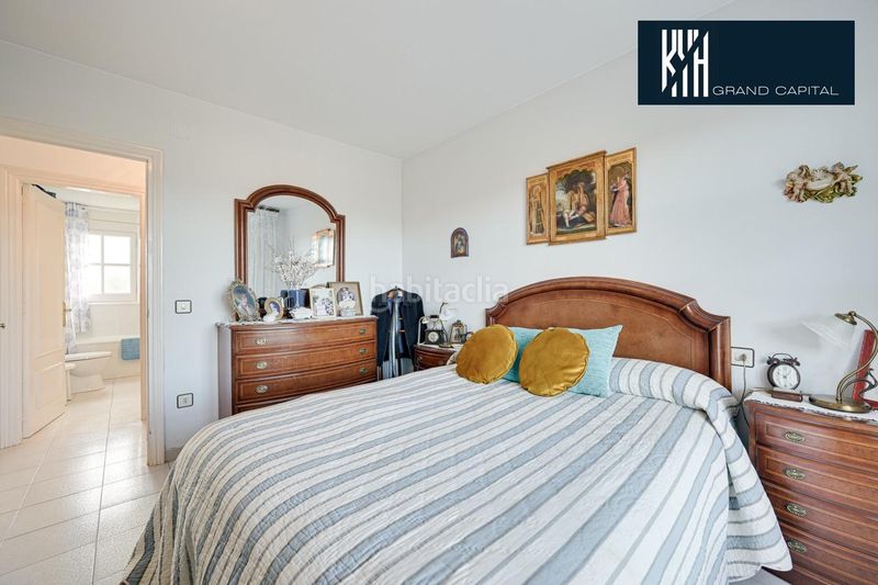 Foto a7e8985a-04a4-470b-bd5d-a6a831ec180b. Casa amb aparcament a Montjuïc Girona
