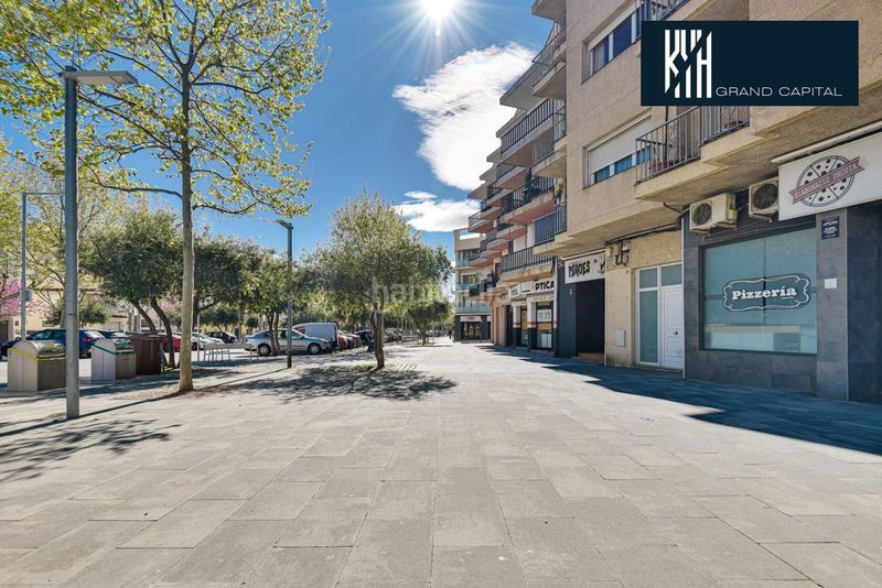 Foto f2bbcaf4-ea7c-47de-a9e9-ce854f4ac550. Pis amb calefacció a Centre Roses