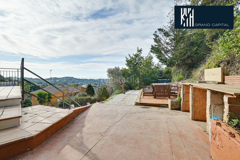 Foto 4c10f362-4601-49ad-9447-243710dcd92b. Casa amb aparcament a Aiguaviva Parc Vidreres