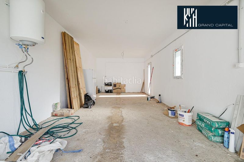Foto c9a48dbc-537d-4571-b3e5-7876361192b0. Casa amb aparcament a Aiguaviva Parc Vidreres
