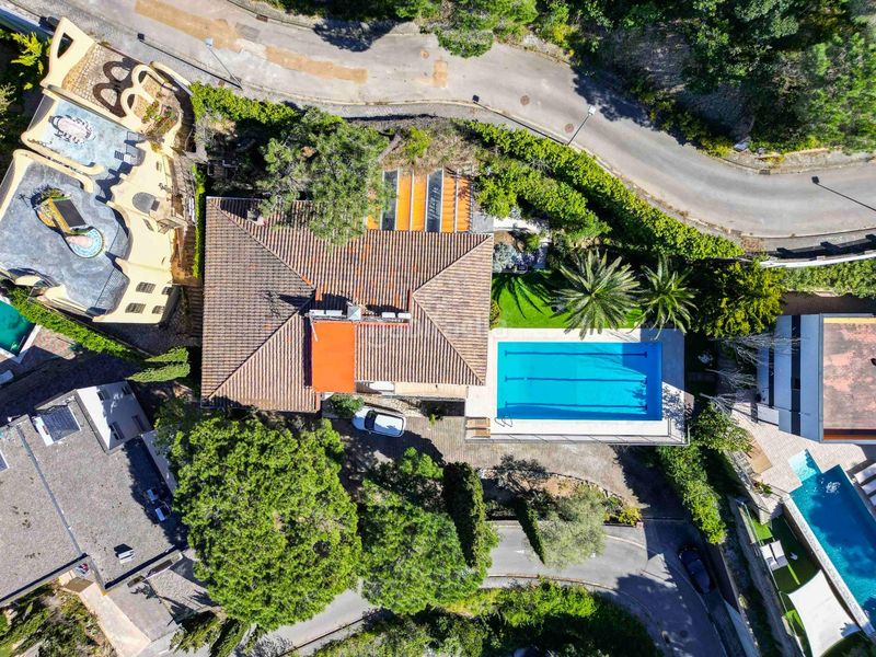 Foto 527130de-ac50-4723-892d-0b0b718f02bd. Xalet amb calefacció piscina a Canyelles Lloret de Mar