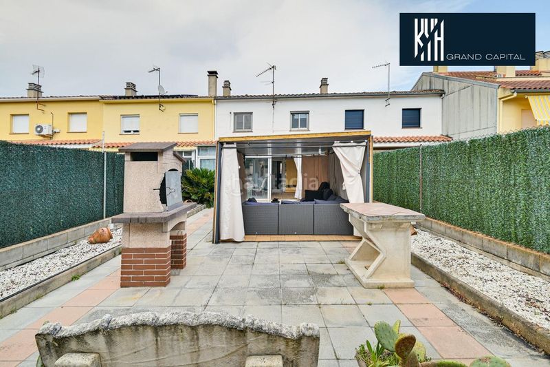 Foto 3d2f7d73-388e-4146-b6d5-3ab75559c21c. Casa amb aparcament a Sils