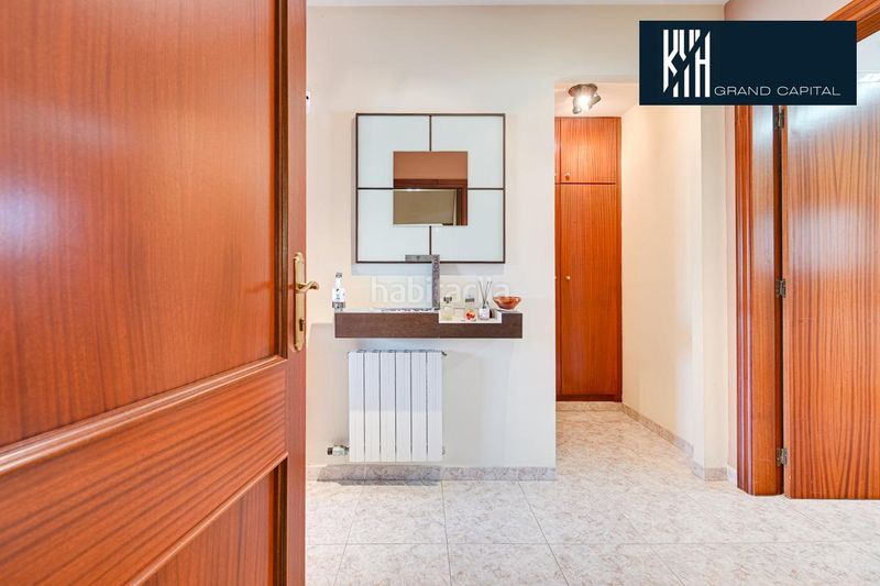 Foto b7d008dd-0284-45ed-ba34-3e207930aec8. Casa amb aparcament a Sils