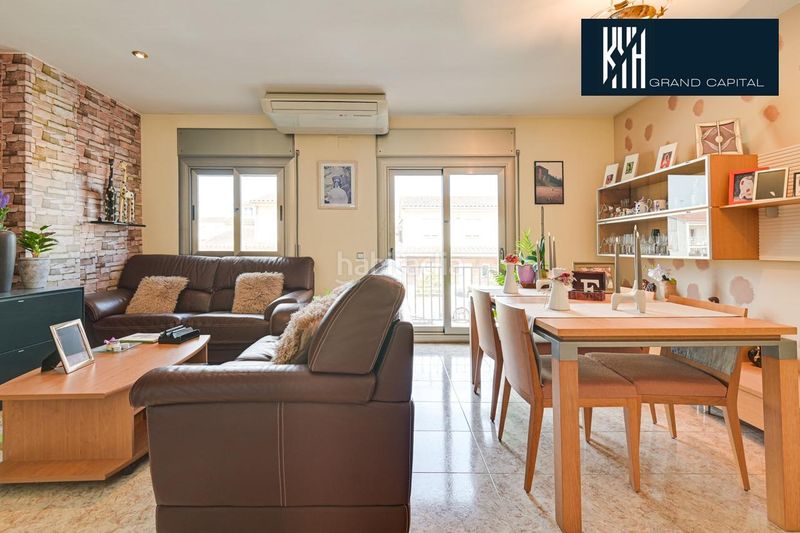 Foto c3e95d73-64cd-45c6-adb7-83373ddc0ed3. Casa amb aparcament a Sils