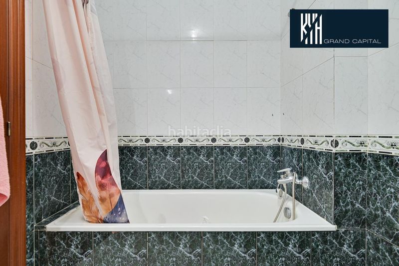 Foto c5137012-58df-4fb2-8387-745334251c1d. Casa amb aparcament a Sils