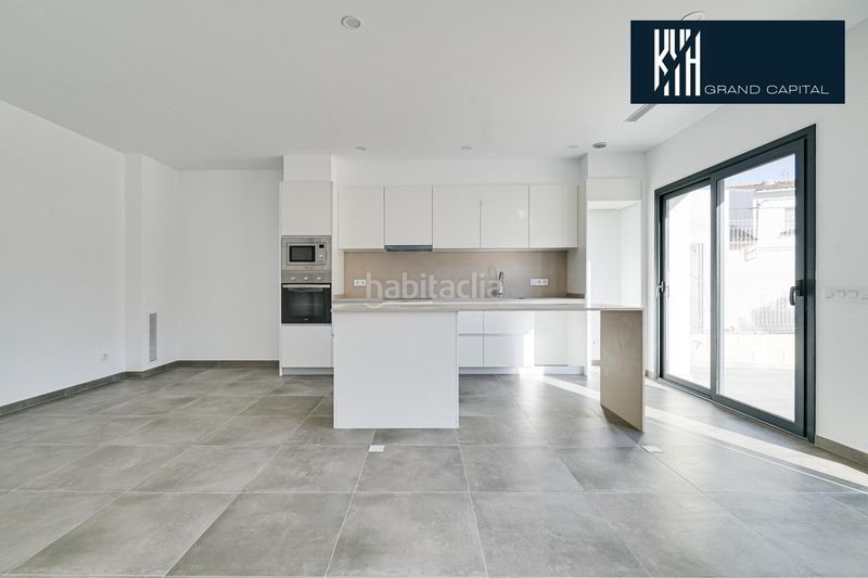 Foto 0082ee8f-e2f8-4000-aa5a-91dfb49c98ae. Casa adossada amb aparcament a Sils