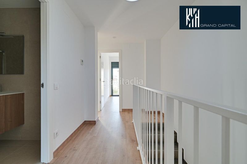 Foto 43b35da4-11a9-42d3-8516-851ad5461e17. Casa adossada amb aparcament a Sils