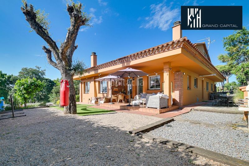 Foto edc9d665-bd6c-4e24-bdab-38b8038f7f60. Casa amb calefacció piscina a Centre Vidreres
