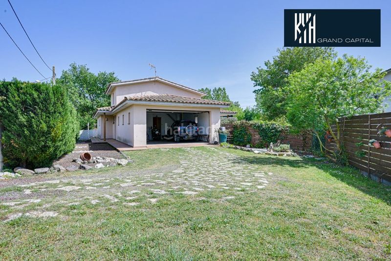 Foto b74dd450-378e-46e5-b6c4-465239cded15. Casa amb calefacció aparcament piscina a Caldes de Malavella