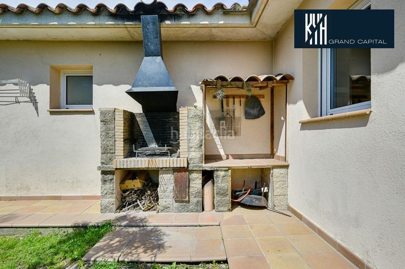 Foto f143f42c-899f-4614-93cb-241f25611852. Casa amb calefacció aparcament piscina a Caldes de Malavella